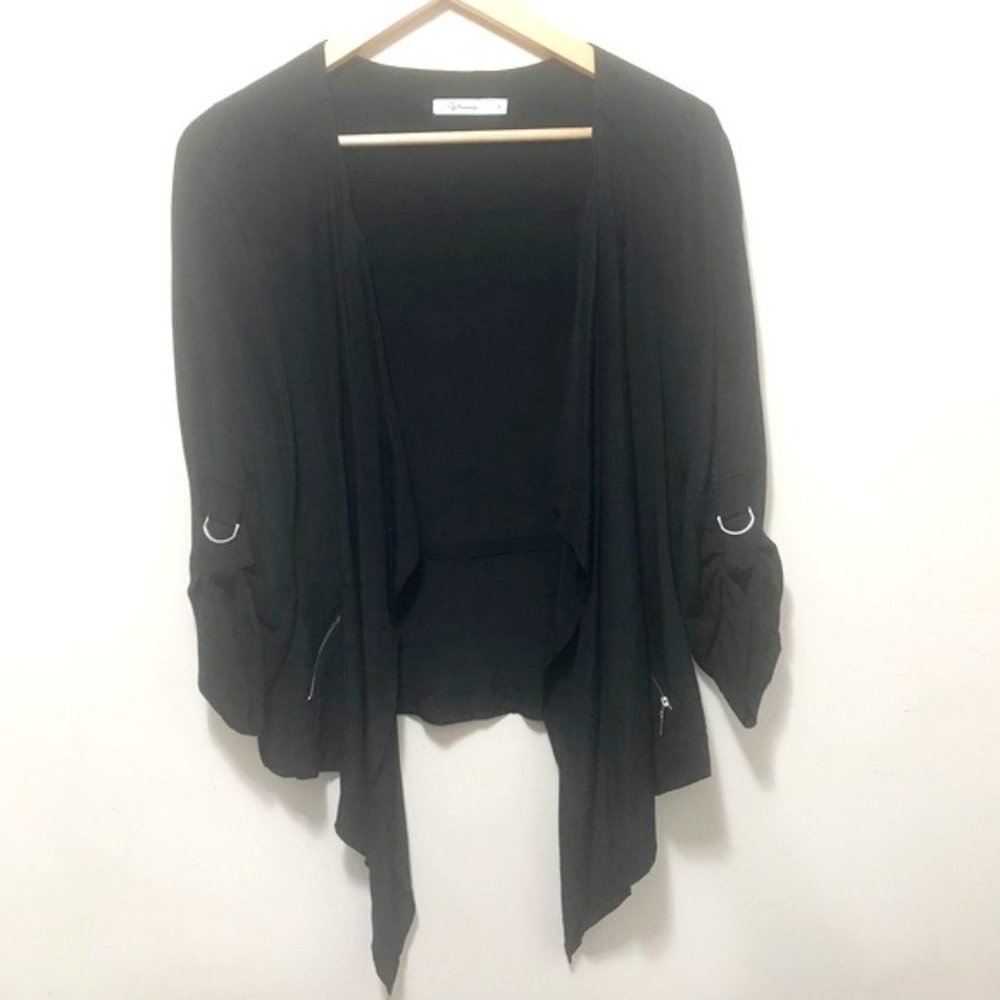 Reitmans Black Blazer. Size: 9